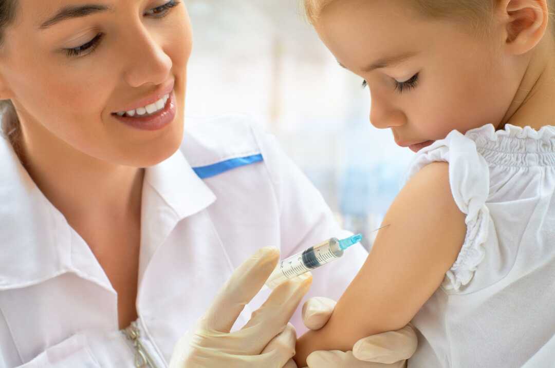 vacina em criança, parte 1, pediatria descomplicada. dra kelly oliveira, vacinação 