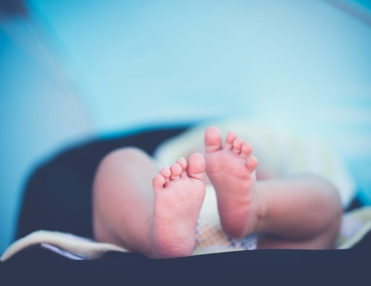 Notícia que bebê “morre de fome” aos 7 meses levanta alerta aos pais